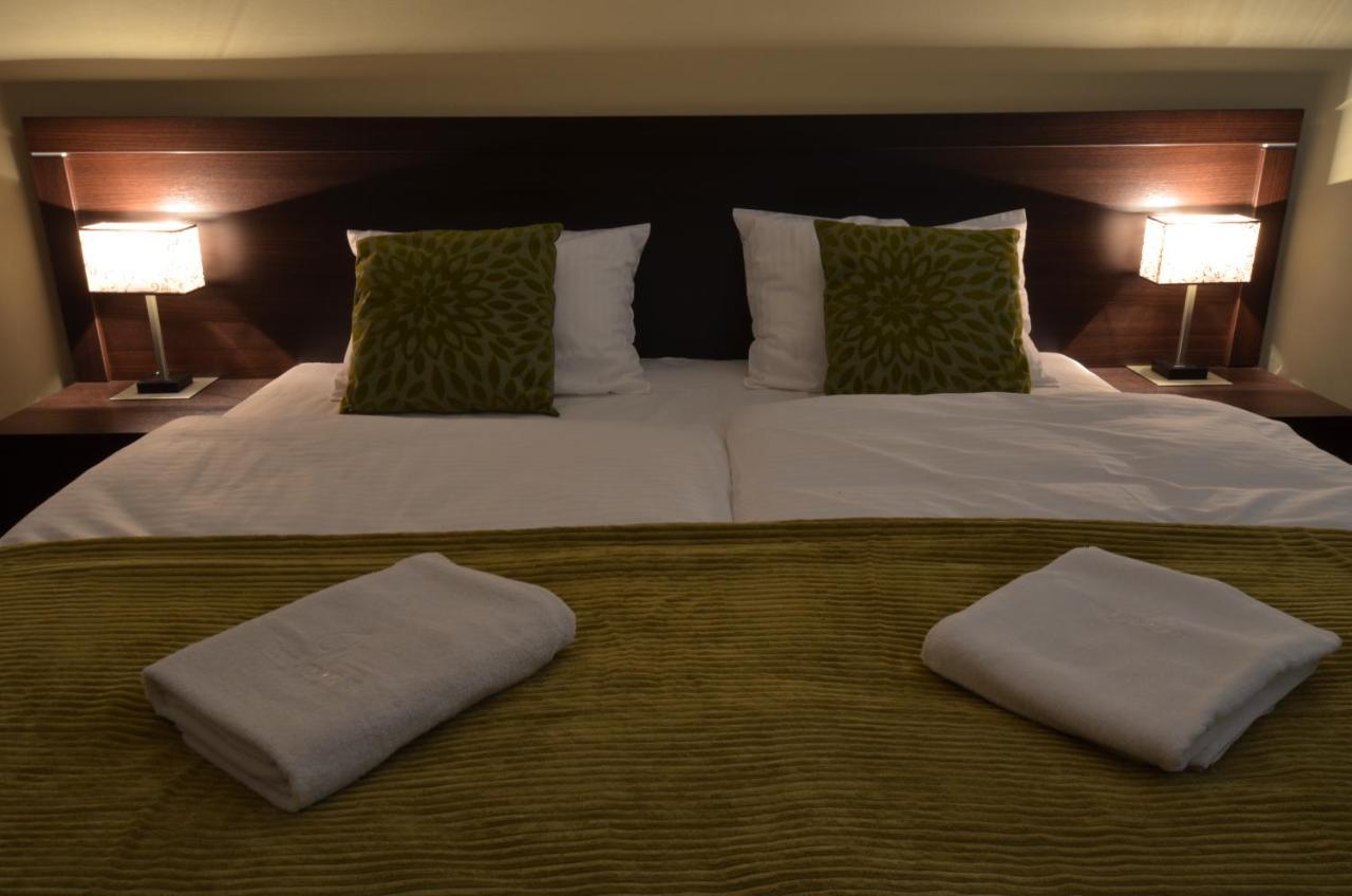 Hotel Niemcza Wino & Spa Εξωτερικό φωτογραφία