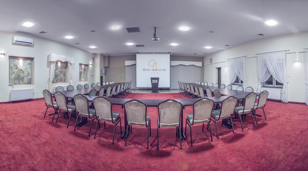 Hotel Niemcza Wino & Spa Εξωτερικό φωτογραφία