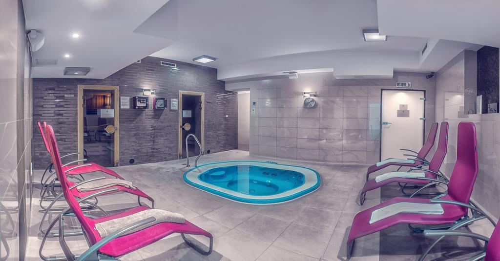 Hotel Niemcza Wino & Spa Εξωτερικό φωτογραφία