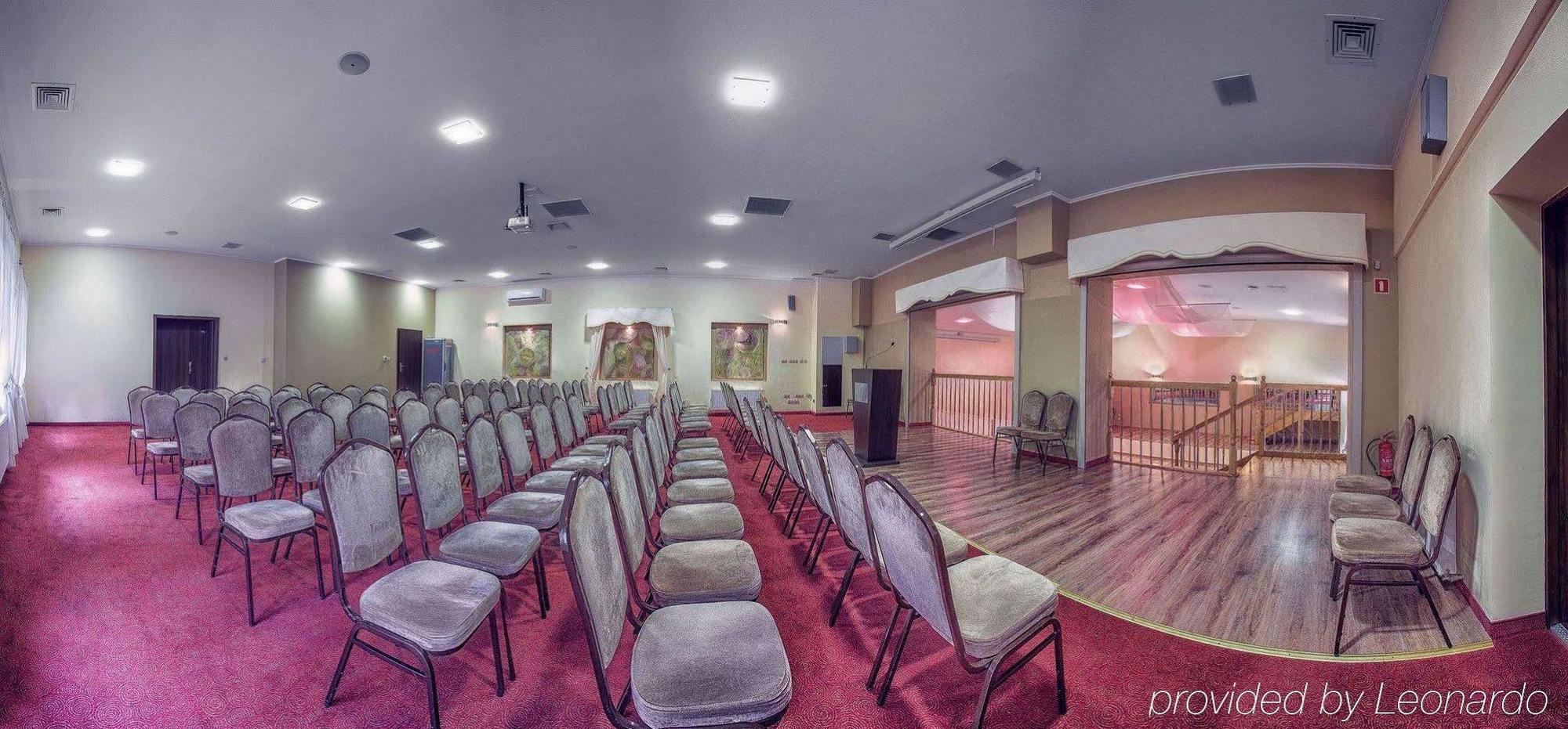 Hotel Niemcza Wino & Spa Εξωτερικό φωτογραφία